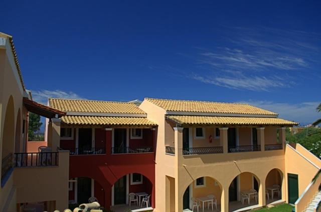 Koursaros Apartment ซีดารี ภายนอก รูปภาพ
